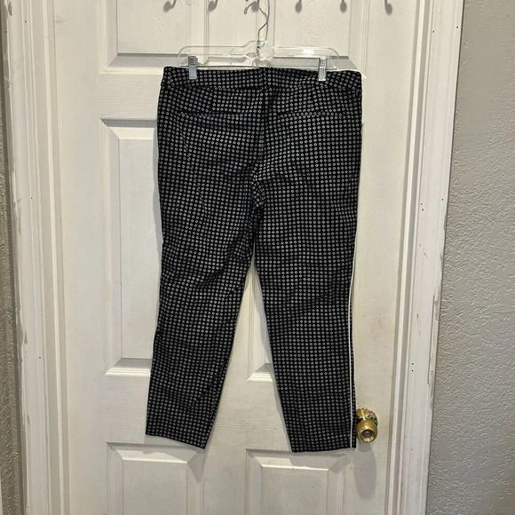 Old Navy The Diva Ankle Pants Women 14 Slim Skinny Stretch Black Maroon White - Picture 6 of 8